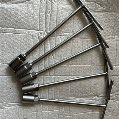 فوهة الكربيد المصنوعة من الأسمنت قابلة للتخصيص للحفر في حقول النفط 1000 درجة مئوية المقاومة