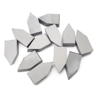 حجم مخصص مقاومة ارتداء عالية الكربيد التنغستنية النقط المصلحة مع YG6 YG6X YG8 YG9C YG11C YG13C سبيكة